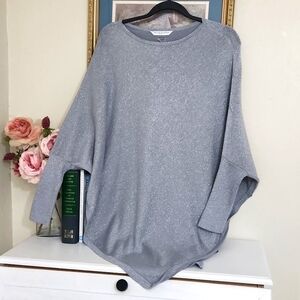 S/M Metalic Poncho Batwing Sweater Gret knit High-Low Career Contemporary